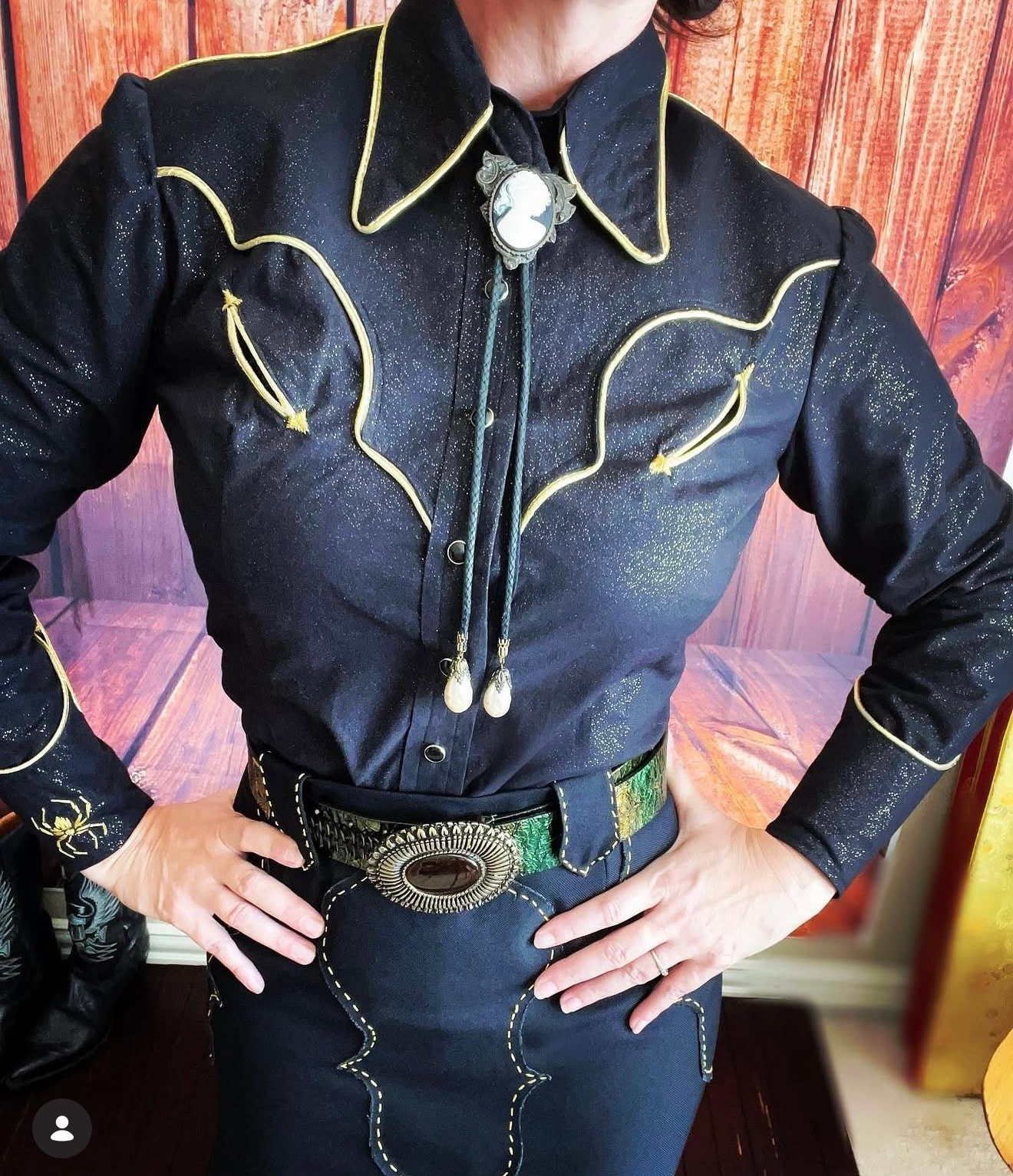 Embroidered floral western shirt detail